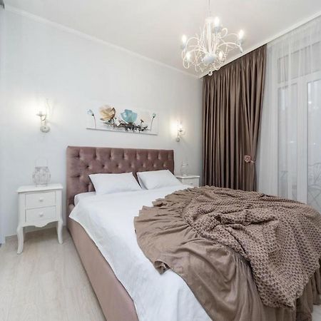 Lux Appartment, Kiev, Comfort Town Kültér fotó